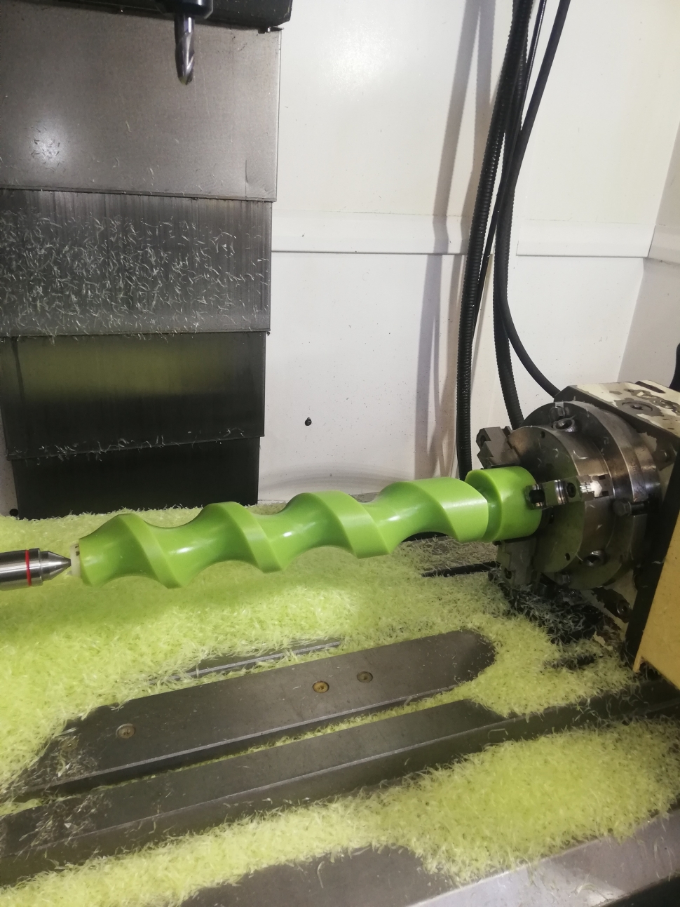 Изготовление шнеков на фрезерном станке с ЧПУ Изготовление шнеков на фрезерном станке с ЧПУ